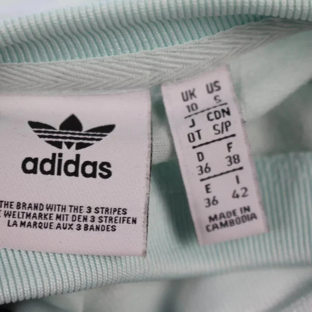 ADIDAS  - Picture 6 of 6